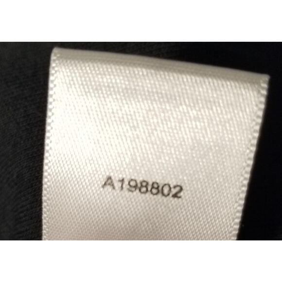 Quacker Factory Black top blouse with heavy white embroidery v-neck trim Size 1X - Picture 4 of 7